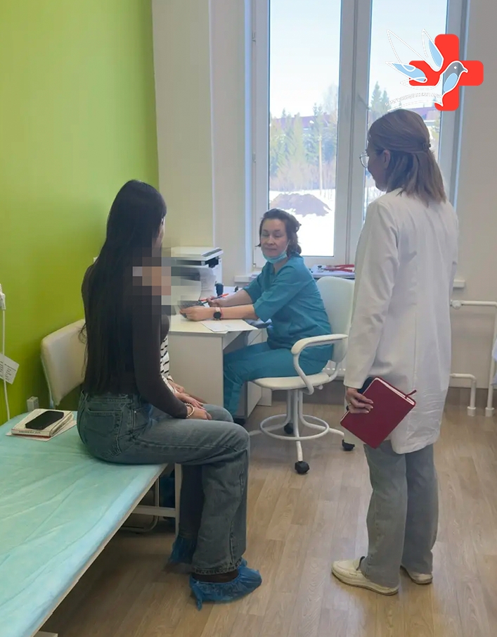 Сегодня главный врач Благовещенской ЦРБ Анна Гайнетдинова провела плановый обход Детской поликлиники