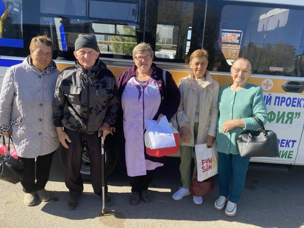 Сегодня наша больница принимала жителей деревни Осиповка в возрасте старше 65 лет